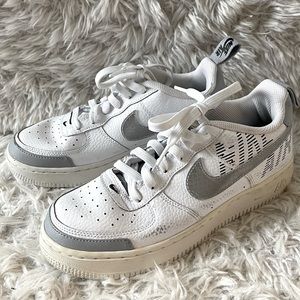 Air Force Ones size 7
